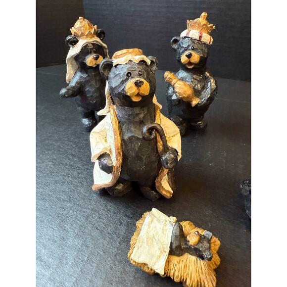 Slifka Sales Co. 7 Piece + 1 Ornament Black Bear Figurines Resin Nativity Set - Picture 4 of 7